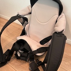conbiニンナニンナ抱っこ紐