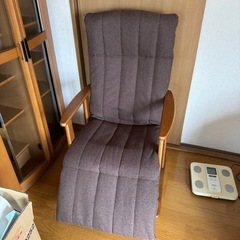 【中古美品】ニトリ　4段調整高座椅子　グランデ