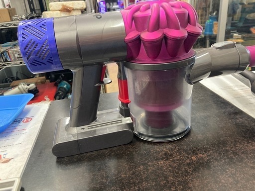 スティッククリーナー Dyson V6 Cord-Free Pro  リサイクルショップ宮崎屋　佐土原店　24.9.2F スティッククリーナー Dyson V6 Cord-Free Pro リサイクルショップ宮崎