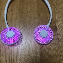 ハンズフリー 充電式 扇風機 卓上
の画像