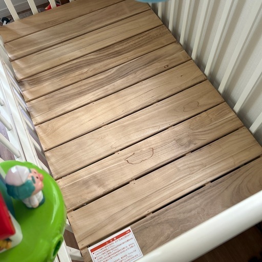ベビーベッド