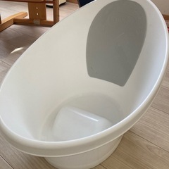 ベビーバス　
シュナグル　　の画像
