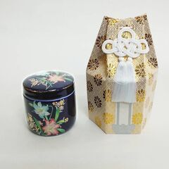 瑠璃金彩●3寸 骨壷と分骨袋ゴールドのセット●ユリ 藍色 紺色 ...