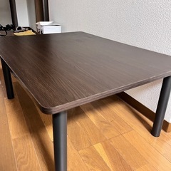 テーブル
