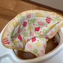 ベビー用品　歩行器　の画像