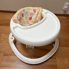 ベビー用品　歩行器　の画像