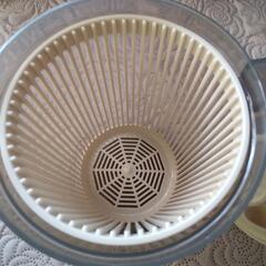 3COINSハンドル付きサラダスピナーの画像