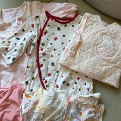 女の子 新生児服の画像