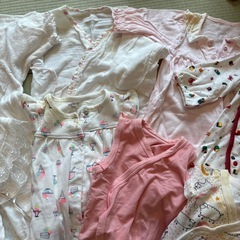 女の子 新生児服の画像