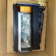 ランクル250 ヘッドライト（リフレクター）の画像