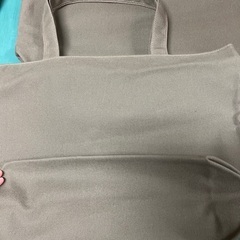 トートバッグ　カーキの画像