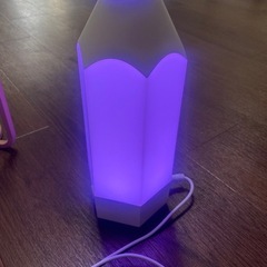 IKEA イケヤ　LED テーブルランプ　マルチカラーの画像