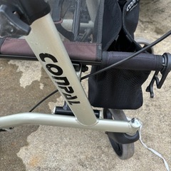 ナブテスコ　CONPAL 抑速ブレーキ付き歩行車 歩行器 の画像