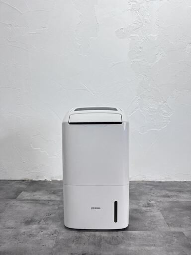 2018年製　アイリスオーヤマ　除湿機 コンプレッサー式 23畳 12.0L DCE-120 空気清浄 マイナスイオン  家電 季節、空調家電 加湿器