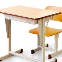 学校机　　リビング学習　移動が便利で大人の事務作業にも！