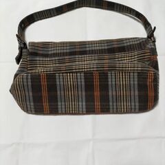 a.v.vバッグの画像