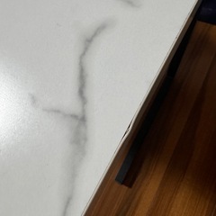サイドテーブル　大理石柄の画像
