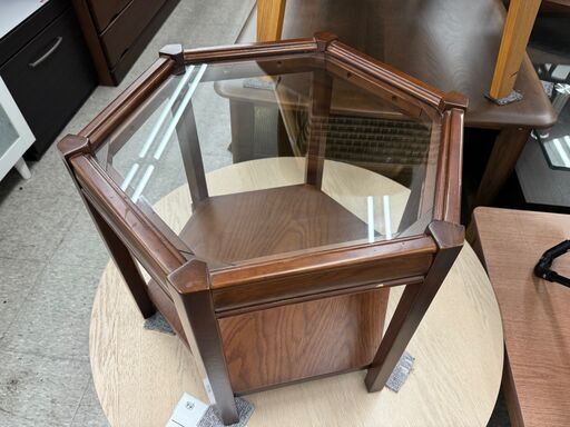 ACME Furniture　ヘキサゴンテーブル　ブルックス　ガラス天板