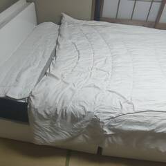 ダブルベット一式セット 13万円分（フレーム、マットレス、タオルケット、掛け布団、春用シーツ、夏用シーツ、冬用シーツ、冬用掛け布団カバー）
