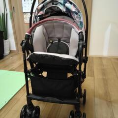 室内使用のみ！ベビーカー コンビ スゴカルα4キャスlight　の画像