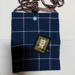 スマホポーチ　ハンドメイド