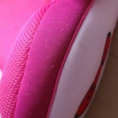 【お取り引き中】😅🩷ジュニアシート🩷ハローキティ😊最終値下げ200円🙆別出品と２個セット購入なら300円😁の画像