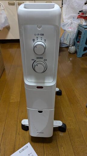 【取引中】アイリスオーヤマ　オイルヒーター