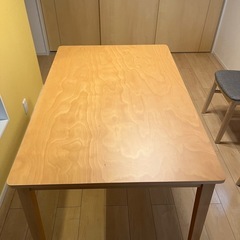 ダイニングテーブル +チェア　セットの画像