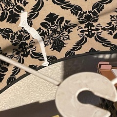 ダマスク柄ランプシェードの画像