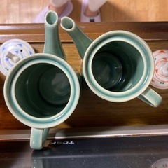 陶器の醤油差しの画像