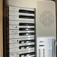 電子ピアノ