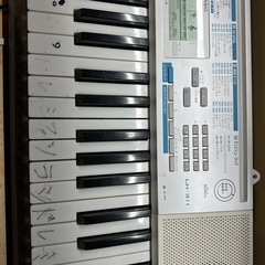 電子ピアノの画像