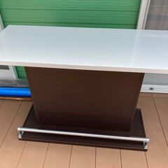 カウンターテーブル　の画像