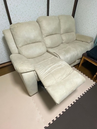 10月末まで⭐︎リクライニングソファー⭐︎