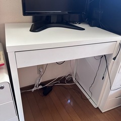 IKEAデスク