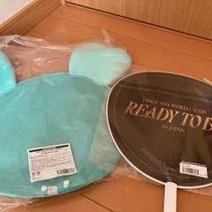 TWICEのうちわセットの画像