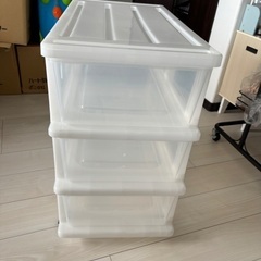 ニトリ　押入れ収納三段ケースの画像