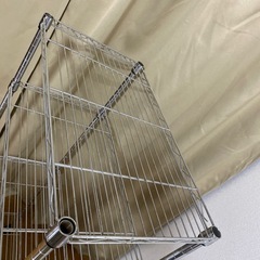 ⑧キャスター付きスチールラックの画像