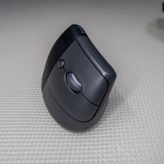 Logicool(ロジクール)ワイヤレス 静音 エルゴノミック マウス LIFT M800GR Bolt Bluetooth smartwheel ワイヤレスマウス 無線の画像