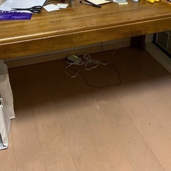 ダイニングテーブル