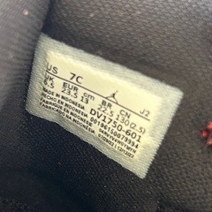 １３㌢ジョーダンスニーカーの画像