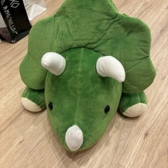 トリケラトプス　ぬいぐるみ