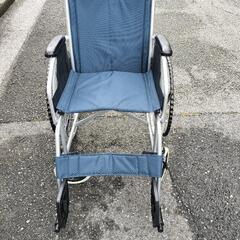 【幅広】車イス自走式。座幅45センチで大き目の方や冬服を着た際にもゆとりが欲しい方に。（中古品になります）幸和製作所B-09の画像