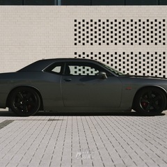 DODGE CHALLENGER SRT8の画像