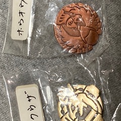 ポケモン　ピンバッジ　各300円