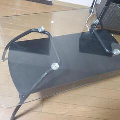 ガラステーブル　粗大ゴミ回収で0円の画像