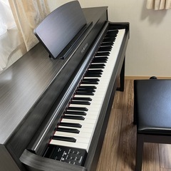 美品【電子ピアノ】　ヤマハ　グラビノーバ　CLP635
