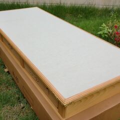 雛人形の台座の画像