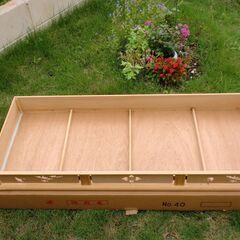 雛人形の台座の画像