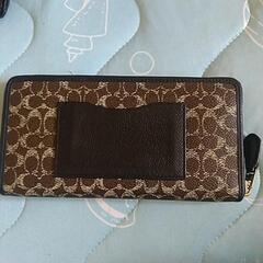 COACH長財布の画像